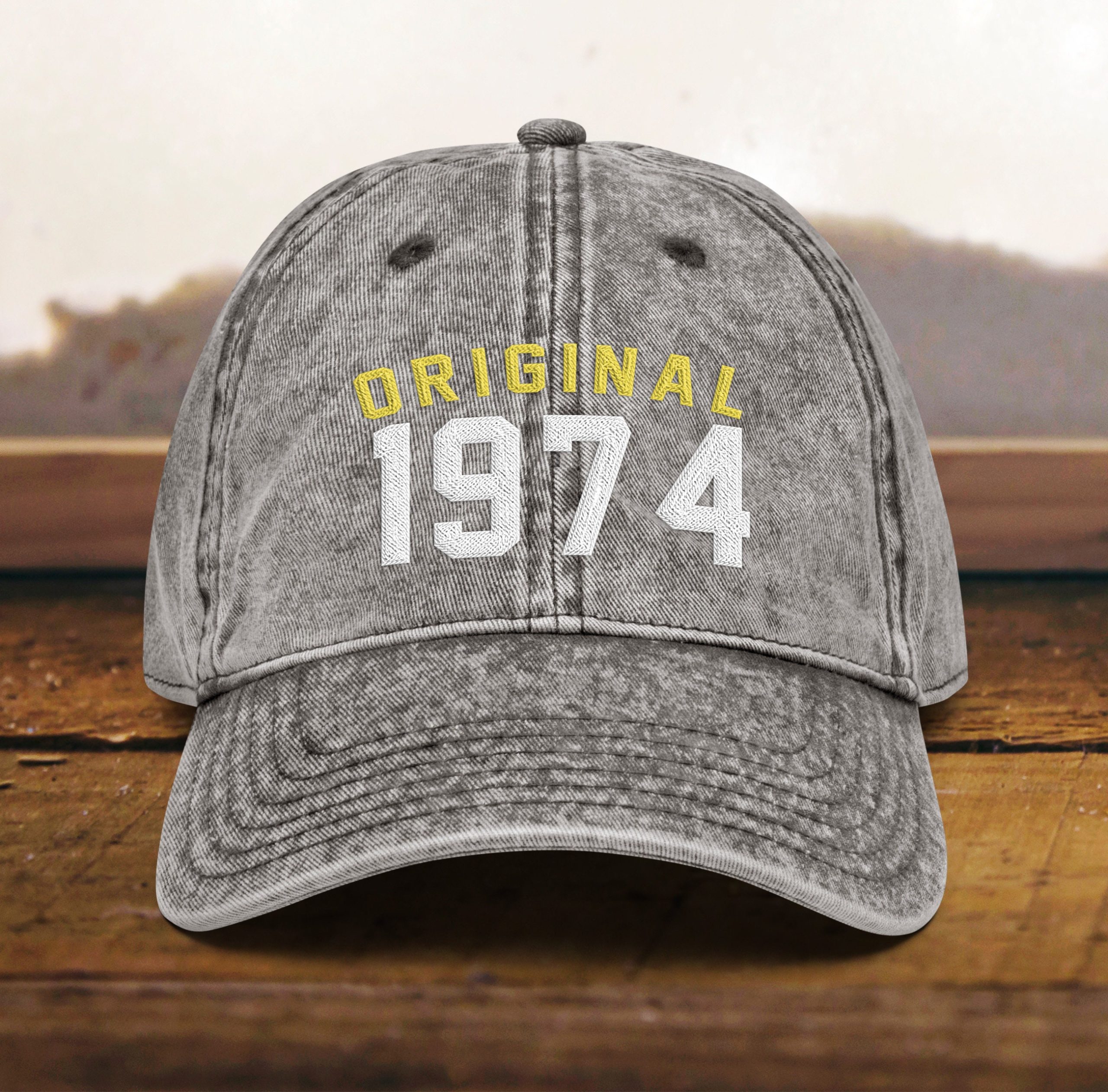 Bestickte Mütze im Vintage Stil zum 50. Geburtstag Geschenk Geboren 1974 bestickte mütze im vintage stil zum 50. geburtstag geschenk geboren 1974 7983 scaled