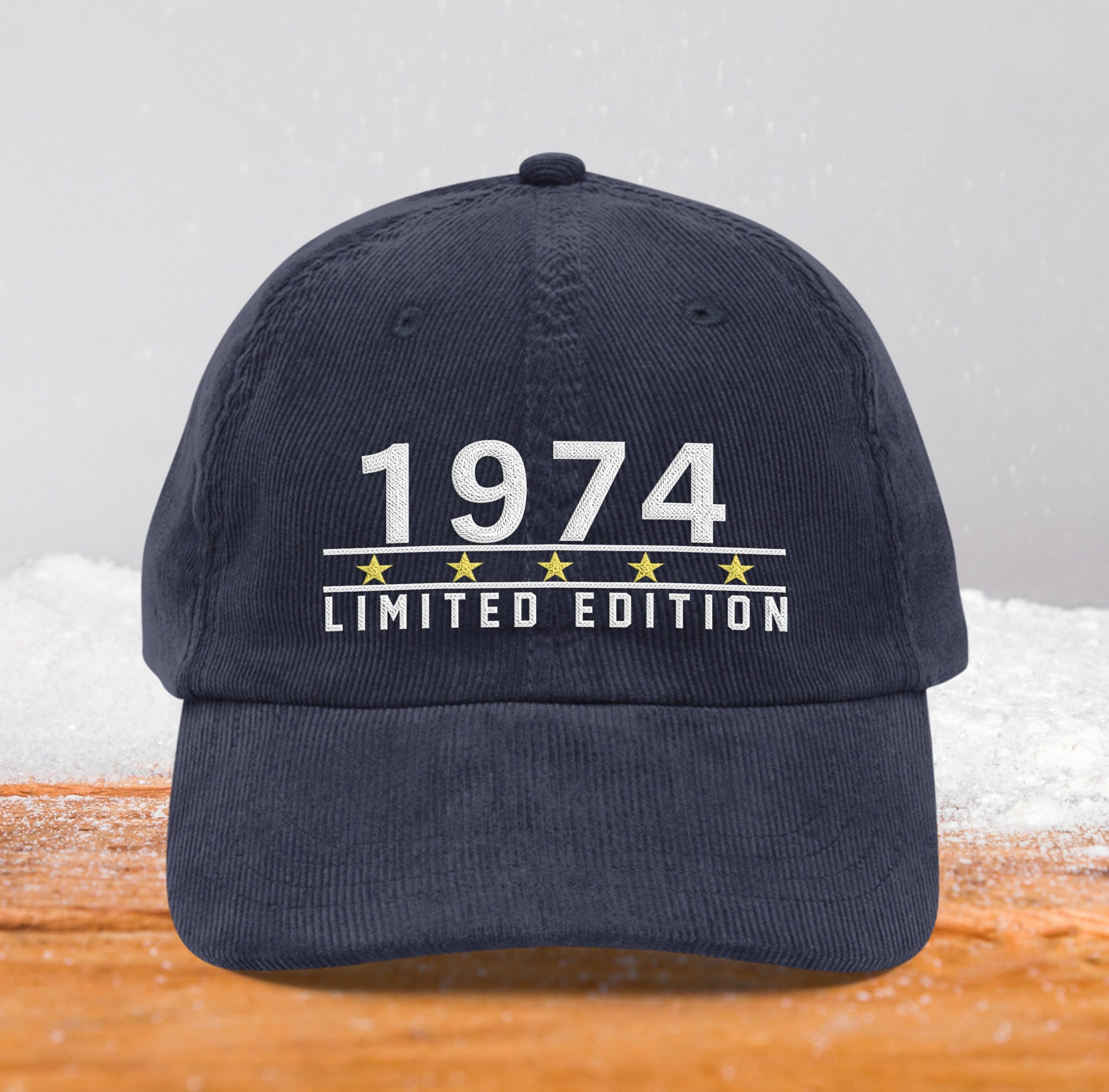 Cordmütze zum 50. Geburtstag Vintage Stil Geboren 1974 cordmütze zum 50. geburtstag vintage stil geboren 1974 7262 scaled