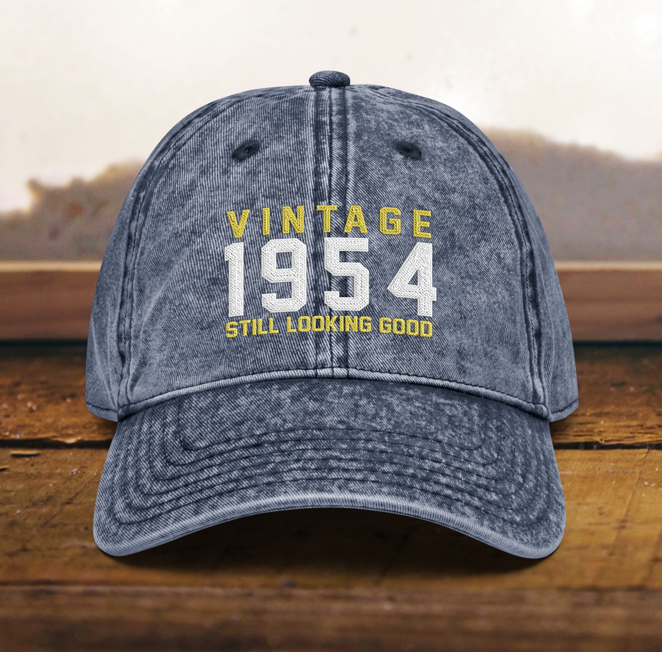 geschenk zum 70. geburtstag papa mütze zum 70. geburtstag im vintage stil, bestickt, geboren 1954, baumwoll twill kappe 1547 scaled