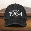 Mütze zum 60. Geburtstag Vintage Stil, bestickt, Papamütze, Geboren 1964, Vintage Baumwoll Twill Kappe, Geschenk zum 60. Geburtstag mütze zum 60. geburtstag vintage stil, bestickt, papamütze, geboren 1964, vintage baumwoll twill kappe, geschenk zum 60. geburtstag 5967 scaled