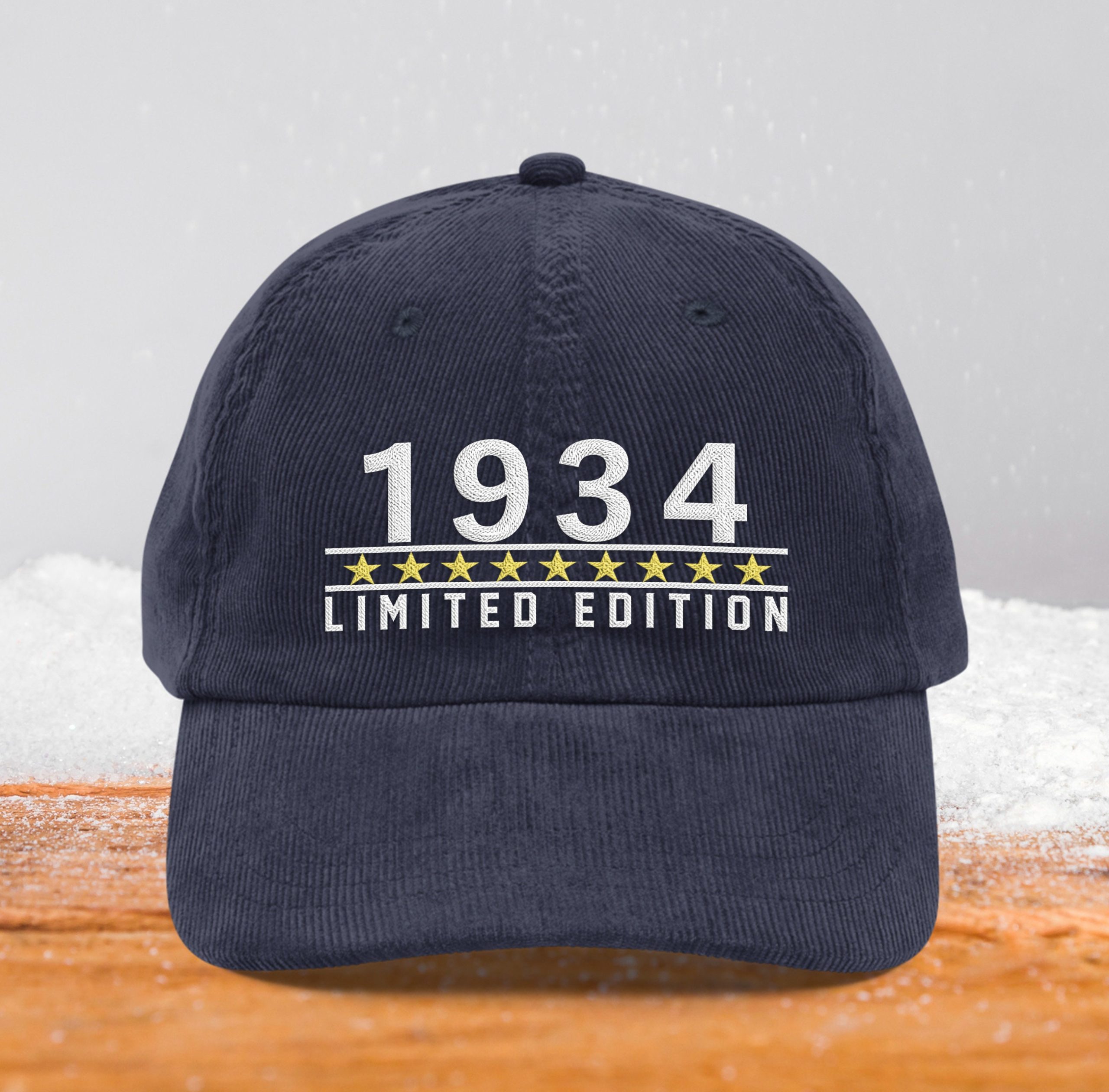 papamütze aus cord zum 90. geburtstag vintage design geboren im jahr 1934 5761 scaled