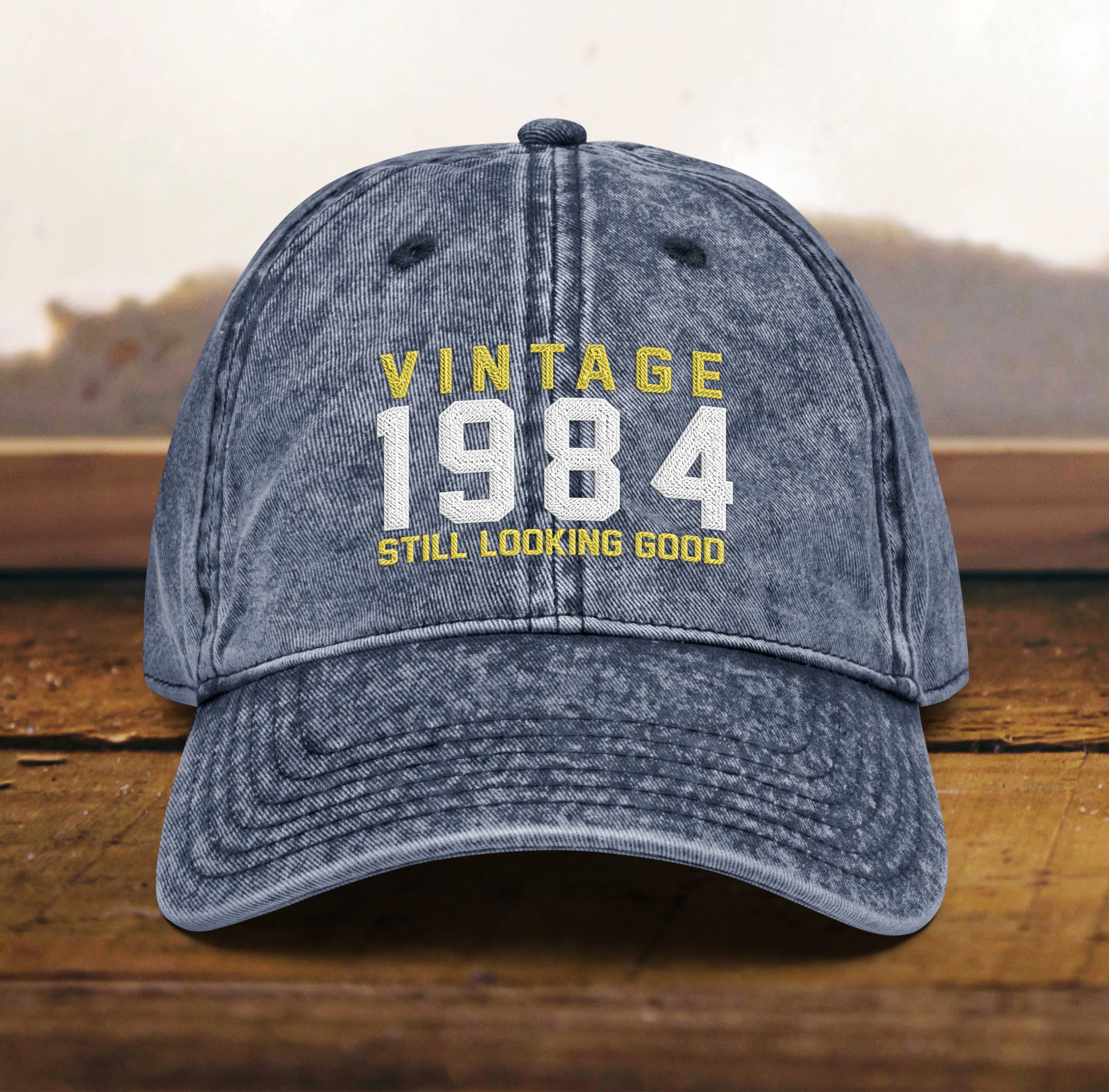 Papamütze aus Cord zum 90. Geburtstag Vintage Design Jahrgang 1934 papamütze aus cord zum 90. geburtstag vintage design jahrgang 1934 6529 scaled